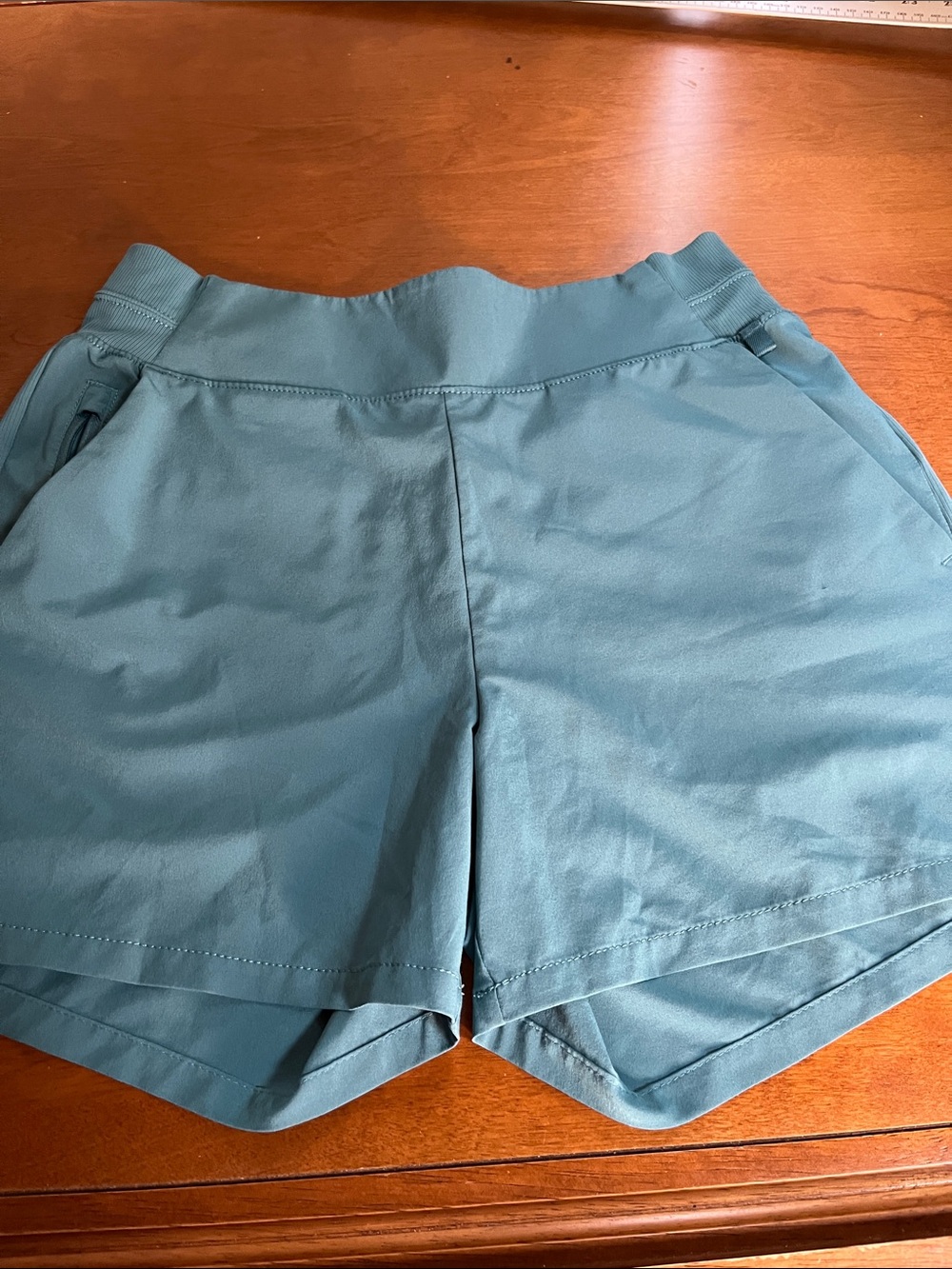 Athleta Brooklyn Teal Shorts